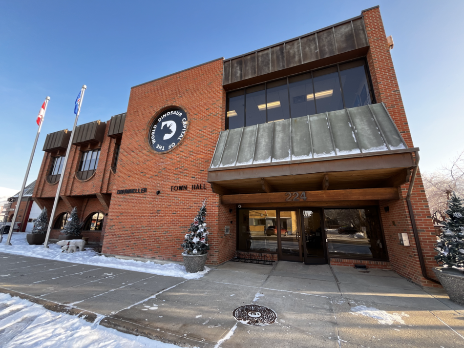 Town Hall, located at 224 Centre Street, will be closed December 23-27, 2024.